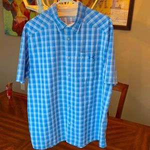 Men’s Under Armour Shirt